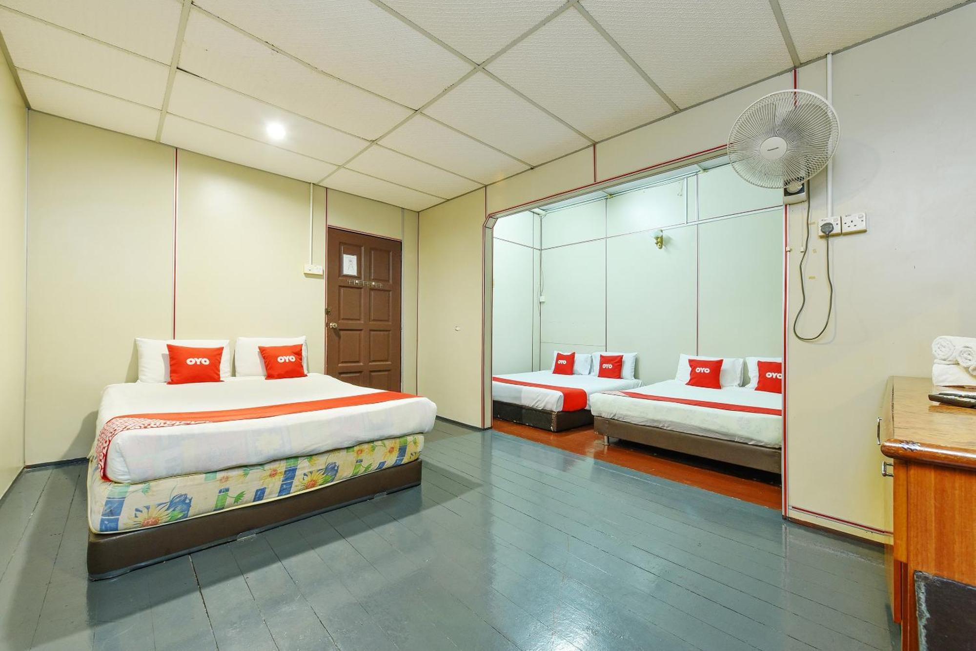 Oyo 90627 Pulau Ketam Inn Klang Exterior photo